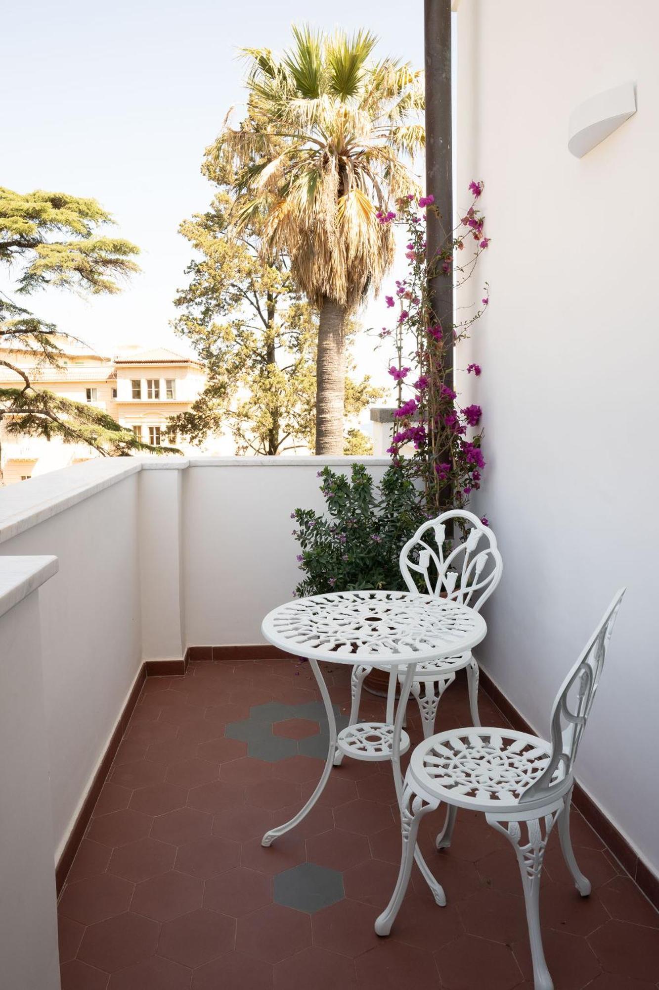 Casa Enzina Hotel Sorrento Ngoại thất bức ảnh